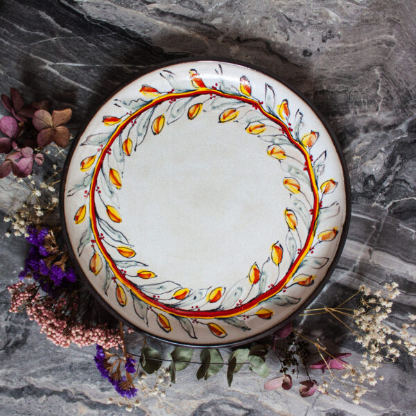 Керамическая Тарелка с росписью "Цветочный орнамент" №1