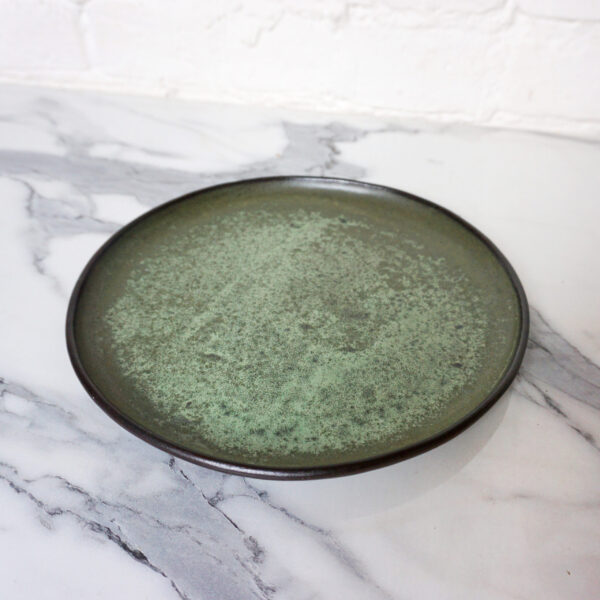 Зеленая керамическая Тарелка круглая Casual Бали Olive