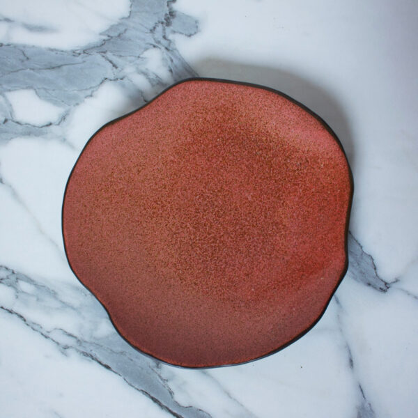 Коричневая Тарелка круглая из керамики Этно Бали Коралл
