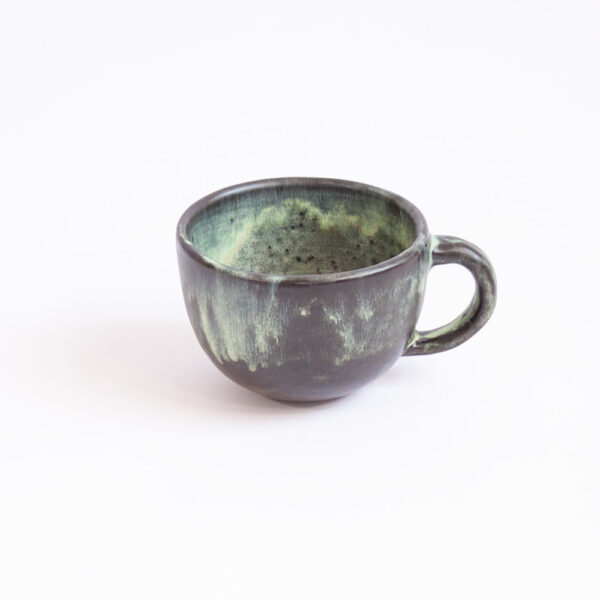 Чашка из каменной керамики