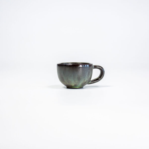 Чашка из керамики