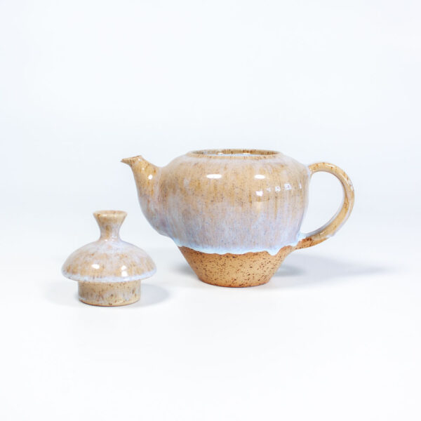 Заварочный чайник из керамики