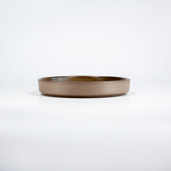 Тарелка из керамики круглая